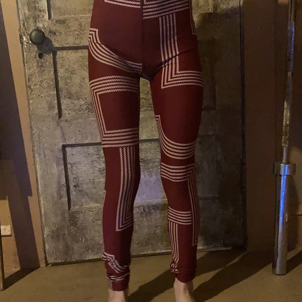 H & M leggings • small • reddish maroon color • - Picture 3 of 3